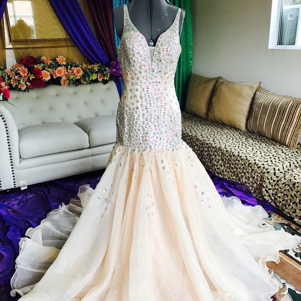 Dylanqueens Mermaid Floor Long Beige Dress